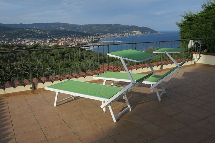 Maison 4 pers. à Diano Marina, terrasse vue baie - Photo 4