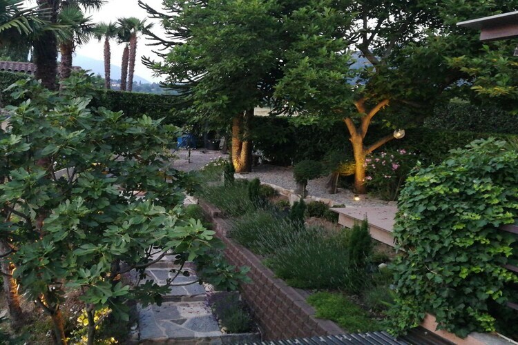 Maison vue lac Porto Valtravaglia, terrasse 28 m² - Photo 6