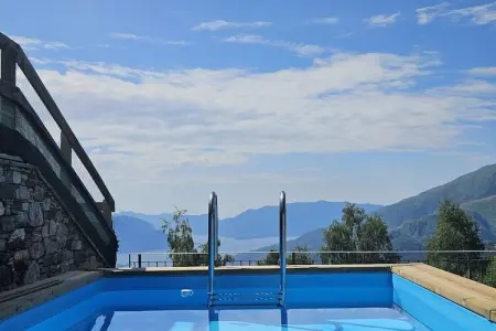 Maison 6 pers. avec piscine lac de Côme à Peglio