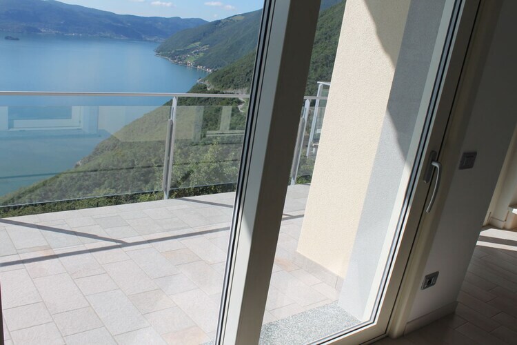 Maison au bord du lac d'Iseo avec piscine chauffée - Photo 7