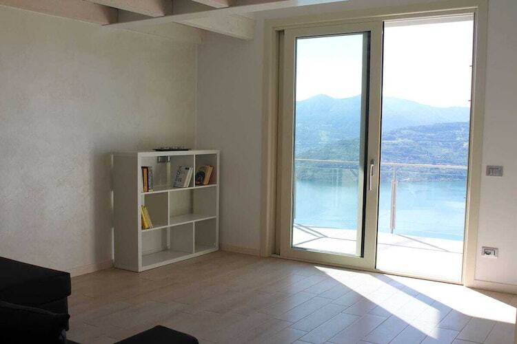 Maison au bord du lac d'Iseo avec piscine chauffée - Photo 16
