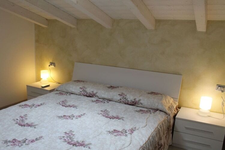 Maison au bord du lac d'Iseo avec piscine chauffée - Photo 19