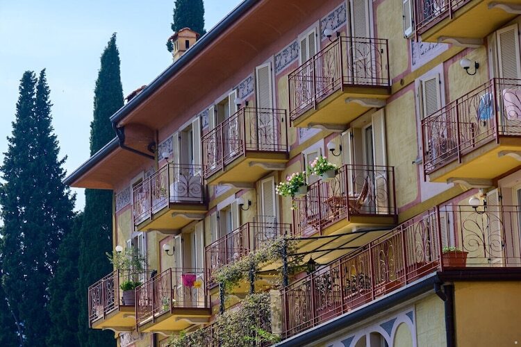 Maison au bord du lac d'Iseo avec piscine chauffée - Photo 35