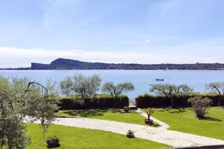 Villa 10 personnes avec vue lac de Garde à San Felice