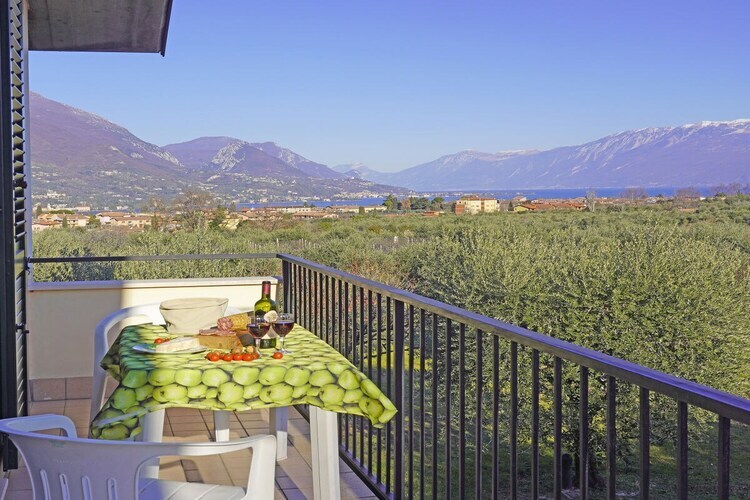 Appartement 3 chambres avec piscine et vue lac - Photo 4