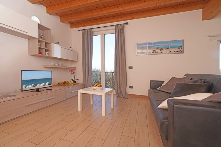 Appartement 3 chambres avec piscine et vue lac - Photo 14
