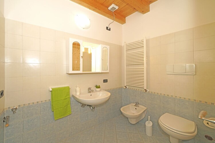 Appartement 3 chambres avec piscine et vue lac - Photo 19