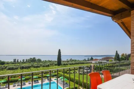 Appartement 2 chambres vue lac à Moniga del Garda