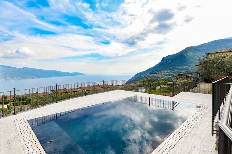 Maison Riel 1 à Tignale : vue lac de Garde - Photo 2
