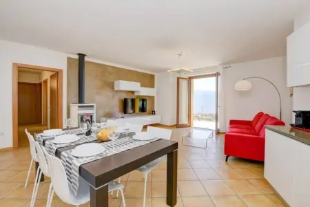 Maison 6 pers. à Tignale, randonnées directes et piscine : photo 9
