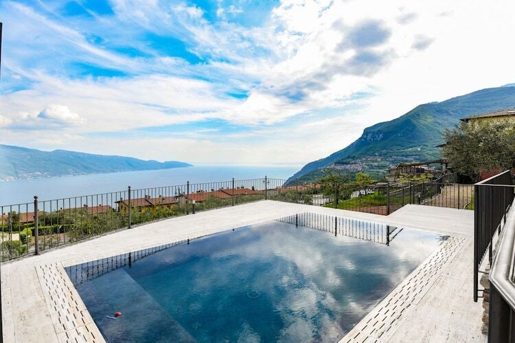 Maison 6 personnes à Tignale, terrasse privée et piscine - Photo 2