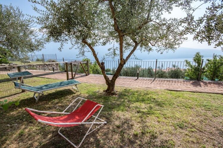 Maison 6 personnes à Tignale, terrasse privée et piscine - Photo 7