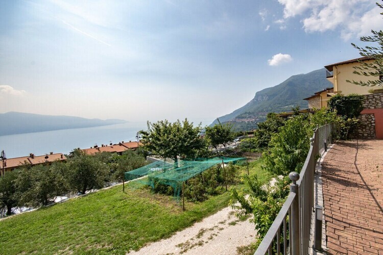Maison 6 personnes à Tignale, terrasse privée et piscine - Photo 12