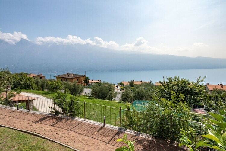 Maison 6 personnes à Tignale, terrasse privée et piscine - Photo 18