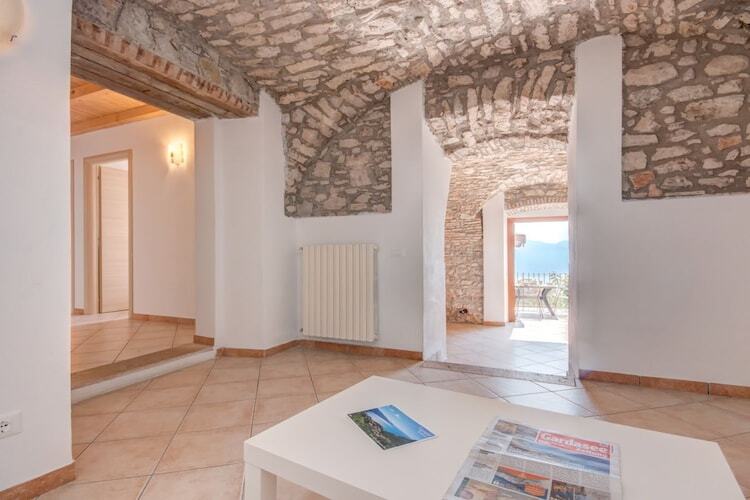 Maison 6 personnes à Tignale, terrasse privée et piscine - Photo 21