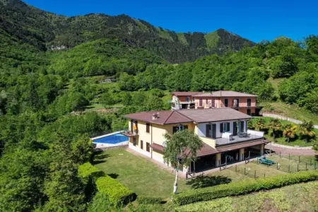 Appartement 2 chambres à Tignale avec piscine : photo 15
