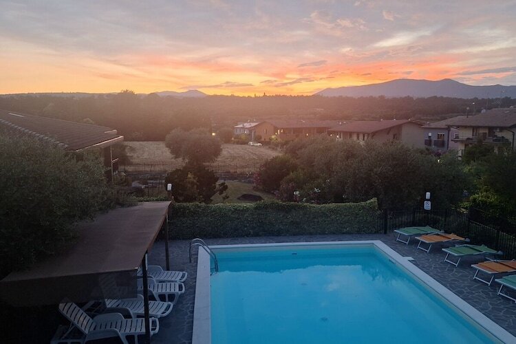 Maison 8 pers. avec piscine et vue lac de Garde - Photo 10