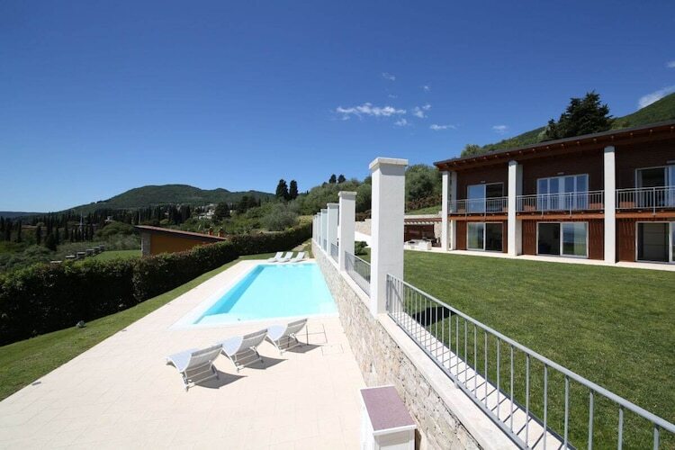 Villa luxe 10 pers. avec piscine débordement, Gardone - Photo 3