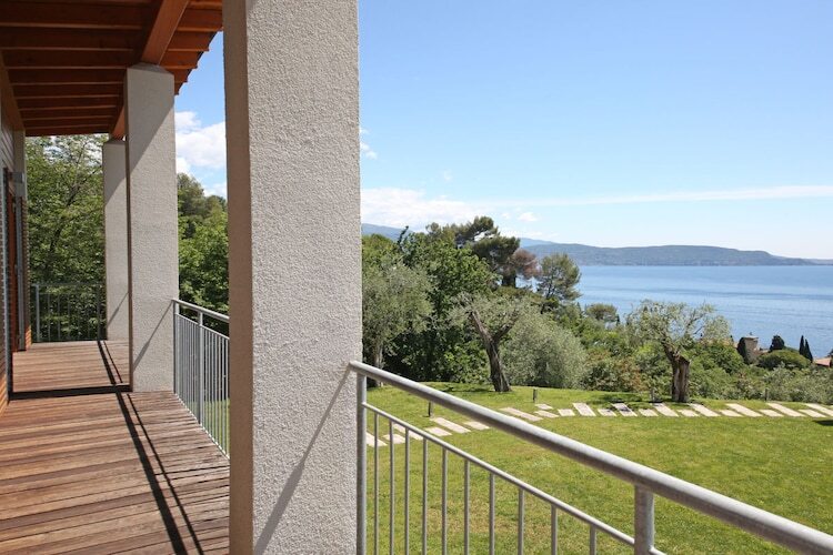 Villa luxe 10 pers. avec piscine débordement, Gardone - Photo 10