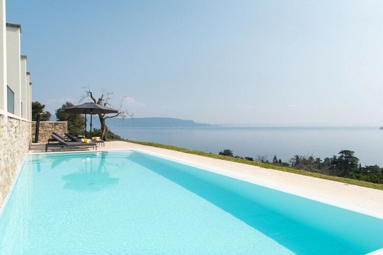 Villa luxe 10 pers. avec piscine débordement, Gardone - Photo 11