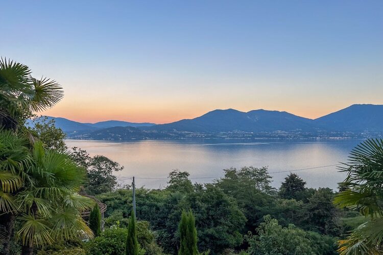 Villa avec piscine et jardin méditerranéen à Cannero Riviera - Photo 10