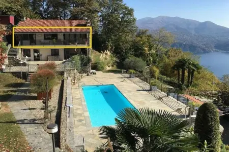 Maison Trarego Viggiona, vue lac et piscine partagée
