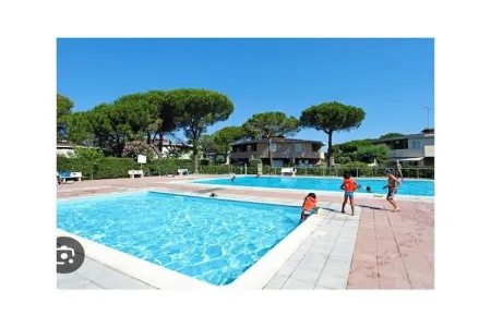 Maison 2 chambres à Bibion avec piscine et jardin : photo 10