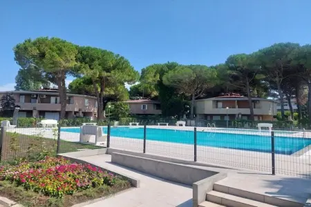 Maison 2 chambres à Bibion avec piscine et jardin : photo 12