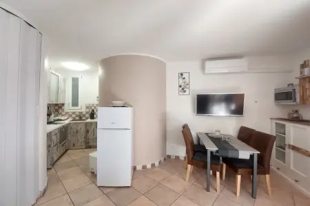 Maison 2 chambres à Bibion avec piscine et jardin : photo 16