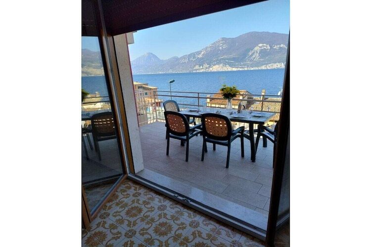 Maison rénové 2 chambres terrasse lac à Brenzone - Photo 7