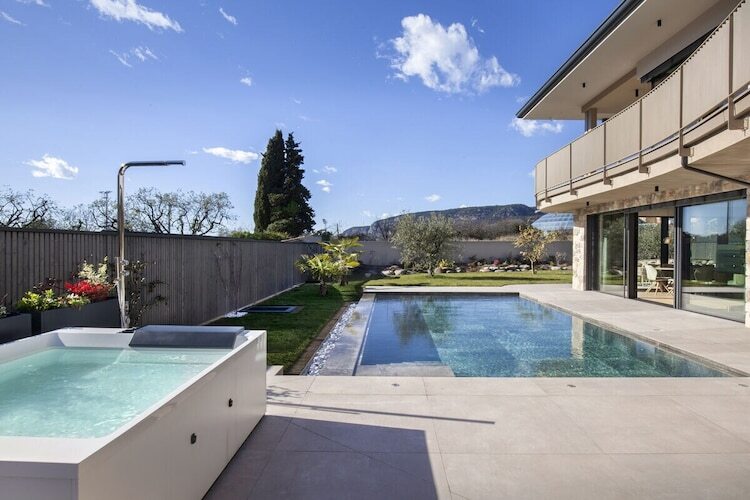 Villa Olivida à Garda : 2 appartements, piscine chauffée - Photo 3