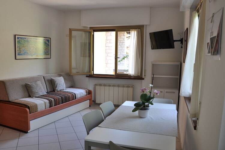 Maison au bord du lac à Malcesine, balcon vue eau - Photo 23