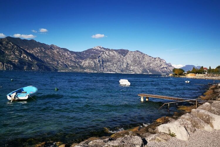 Maison au bord du lac à Malcesine, balcon vue eau - Photo 33
