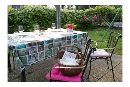 Casa Natalia à Peschiera del Garda : maison 2 chambres avec jardin : photo 4