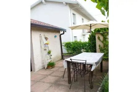 Casa Natalia à Peschiera del Garda : maison 2 chambres avec jardin : photo 8