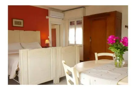 Casa Natalia à Peschiera del Garda : maison 2 chambres avec jardin : photo 13