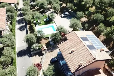 Maison Margherita à Malcesine avec piscine et vue lac