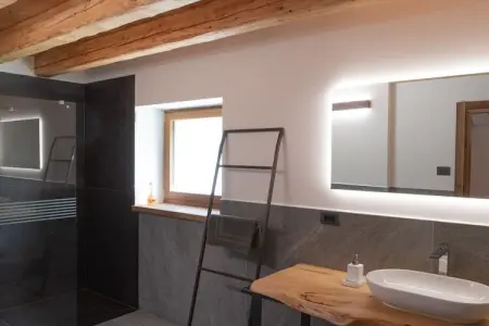 Chalet Grifone à Castello Tesino, 90 m² avec cheminée : photo 8