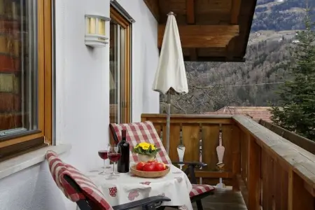 Maison à la ferme Langeshof à Kuens, entre vergers et vignes : photo 8