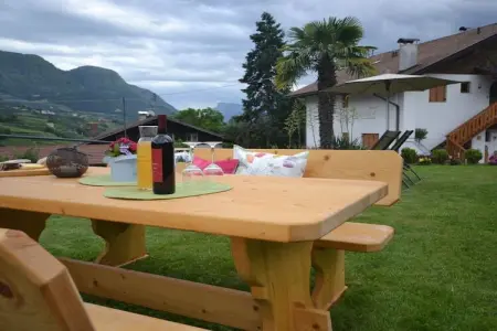 Appartement Löwenzahn à Kuens, balcon sud avec vue Merano : photo 9