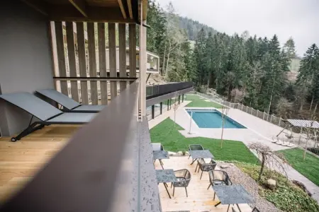 Suite de luxe avec balcon panoramique à Schenna : photo 4