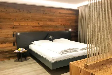 Maison avec piscine à débordement à Algund : photo 10