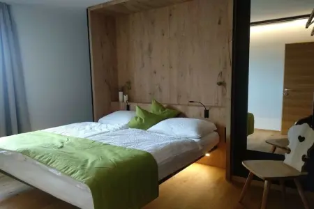 Maison avec verger bio et étang à Algund : photo 18