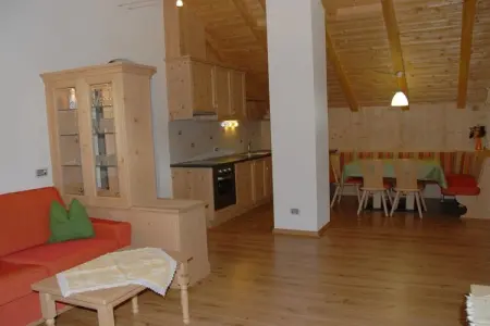 Maison de vacances aux Dolomites, balcon et parking : photo 4