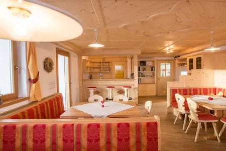 Samerhof : 4 appartements pour 27 personnes à Meransen : photo 12