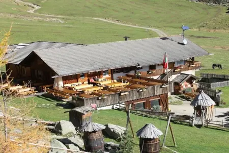 Samerhof : 4 appartements pour 27 personnes à Meransen : photo 14