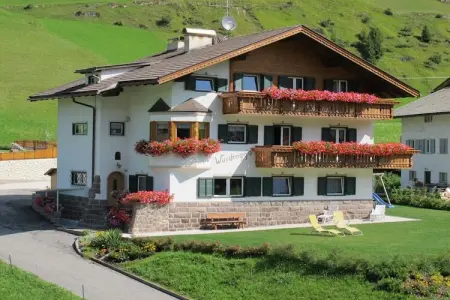 Maison Wolkenstein, 3 chambres, vue Langkofel : photo 1