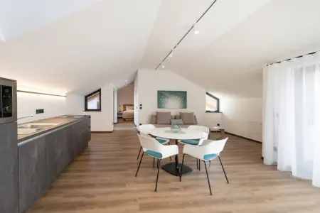 Appartement Turmalin à Kaltern, 3 terrasses sur le toit : photo 4