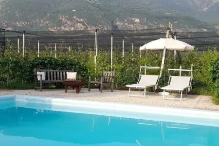 Maison au cœur des vergers avec piscine privée : photo 6