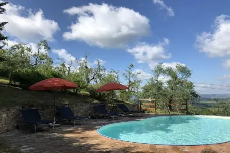 Maison Fienile à Montespertoli, piscine et terrasse : photo 1